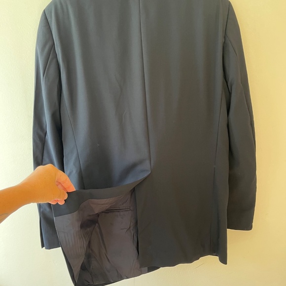 Hugo Boss Sz 40R Black Virgin Wool Blazer Suit Pockets has a FLAW - Picture 13 of 14